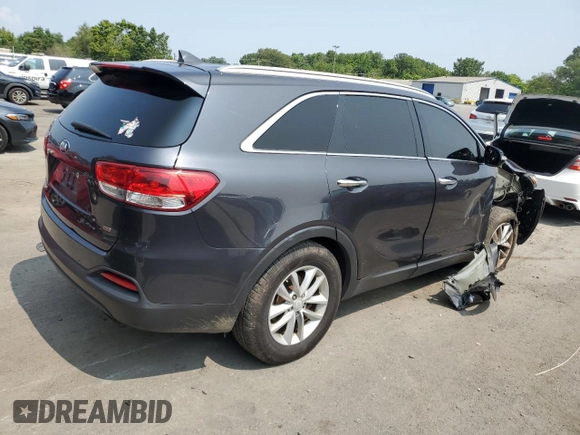 2018 Kia Sorento LX with VIN 5XYPGDA32JG388340, listed as a Copart auction lot 67332984 with 127,293 mi miles and Salvage Title. Bid and sale history available at carsss.com. Image 3.
