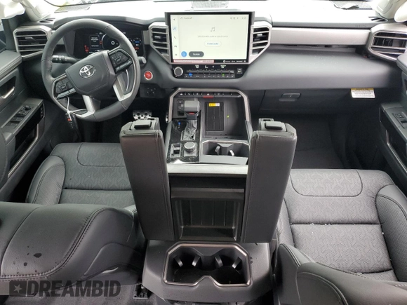 2022 Toyota Tundra Limited Hybrid with VIN 5TFJC5DB4NX008945, listed as a Copart auction lot 71315034 with 10,500 mi miles and Salvage title. Bid and sale history available at DreamBid. Image 8.
