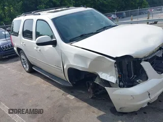 2010 GMC Yukon SLT с VIN 1GKUCCE08AR234116, выставлен на аукционе IAAI как лот 42481252 с пробегом 249 226 миль миль и . История ставок и продаж доступна на DreamBid. Изображение 1.