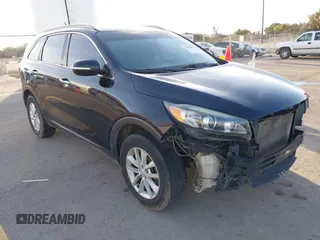 2017 Kia Sorento LX z VIN 5XYPG4A34HG289268, wystawiony jako IAAI lot #41824057 z przebiegiem 175 623 mil mil oraz . Historia ofert i sprzedaży dostępna na DreamBid. Obrazek 1.