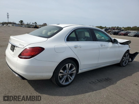 2019 Mercedes-Benz C 300 with VIN 55SWF8EB5KU292748, listed as a Copart auction lot 54100535 with 10,495 mi miles and Salvage Title. Bid and sale history available at DreamBid. Image 3.
