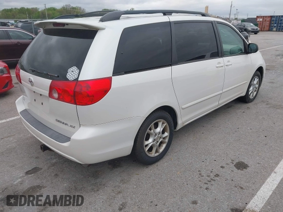 2006 Toyota Sienna XLE with VIN 5TDZA22C76S522489, listed as a IAAI auction lot 42089088 with 226,428 mi miles. Bid and sale history available at carsss.com. Image 4.