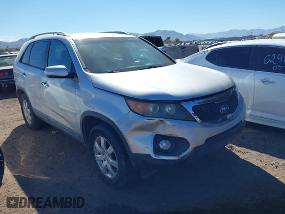2011 Kia Sorento LX with VIN 5XYKT4A16BG132997, listed as a IAAI auction lot 41506685 with 311,129 mi miles. Bid and sale history available at carsss.com. Image 1.