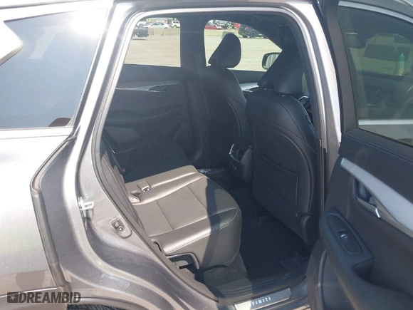 2021 Infiniti QX50 LUXE with VIN 3PCAJ5BA7MF109969, listed as a IAAI auction lot 40373144 with 28,257 mi miles. Bid and sale history available at carsss.com. Image 8.