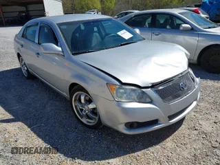 2008 Toyota Avalon XL with VIN 4T1BK36B58U323196, listed as a IAAI auction lot 41840838 with 162,683 mi miles. Bid and sale history available at carsss.com. Image 1.