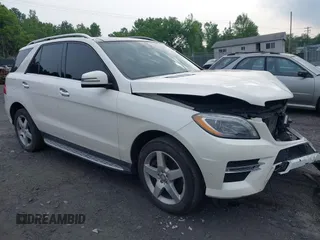 2014 Mercedes-Benz M 550 with VIN 4JGDA7DBXEA328591, listed as a IAAI auction lot 42487544 with 122,136 mi miles and . Bid and sale history available at DreamBid. Image 1.