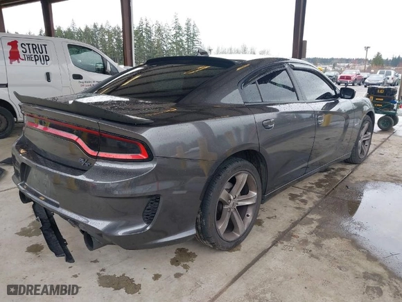 2017 Dodge Charger R/T with VIN 2C3CDXCT0HH641998, listed as a IAAI auction lot 41725961 with NaN miles. Bid and sale history available at carsss.com. Image 4.