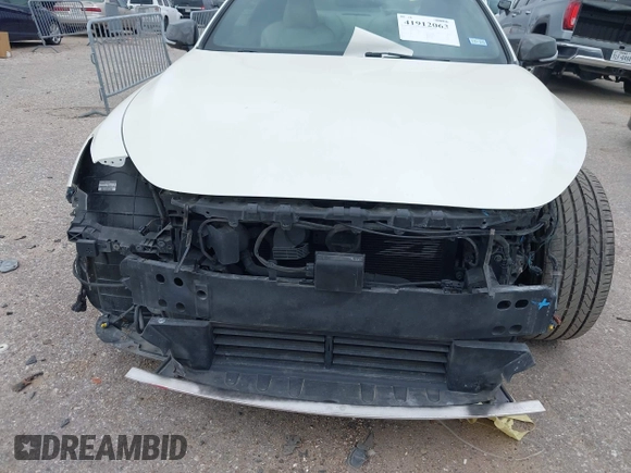 2017 Infiniti Q60 Red Sport 400 with VIN JN1FV7EK8HM610878, listed as a IAAI auction lot 41912063 with 93,680 mi miles and . Bid and sale history available at carsss.com. Image 6.