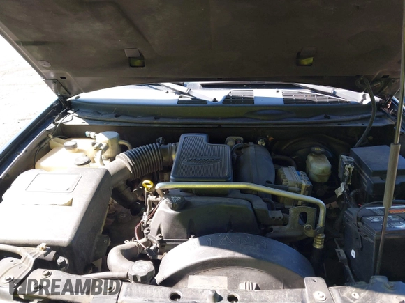 2005 GMC Envoy SLE with VIN 1GKDS13S452208252, listed as a IAAI auction lot 42357457 with 197,419 mi miles and . Bid and sale history available at DreamBid. Image 10.
