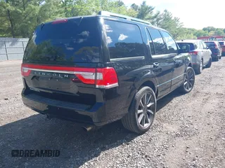 2017 Lincoln Navigator Reserve with VIN 5LMJJ2LT5HEL08002, listed as a IAAI auction lot 42199287 with 102,883 mi miles and . Bid and sale history available at DreamBid. Image 4.