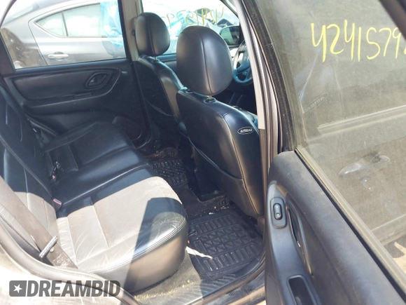 2003 Ford Escape Limited with VIN 1FMCU04113KB81019, listed as a IAAI auction lot 42415792 with 254,698 mi miles and . Bid and sale history available at DreamBid. Image 8.