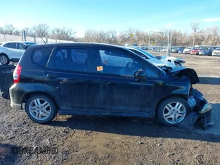 2008 Honda Fit Sport with VIN JHMGD38608S072411, listed as a IAAI auction lot 41413545 with 112,217 mi miles. Bid and sale history available at carsss.com. Image 13.