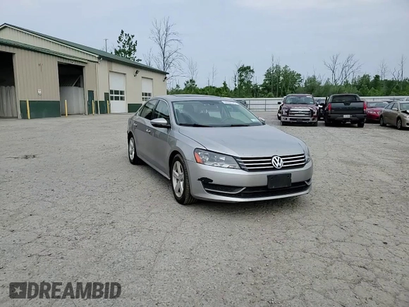 2012 Volkswagen Passat SE z VIN 1VWBP7A36CC002082, wystawiony jako Copart lot #60692375 z przebiegiem 154 980 mil mil oraz Szkoda całkowita • Salvage title. Historia ofert i sprzedaży dostępna na DreamBid. Obrazek 14.