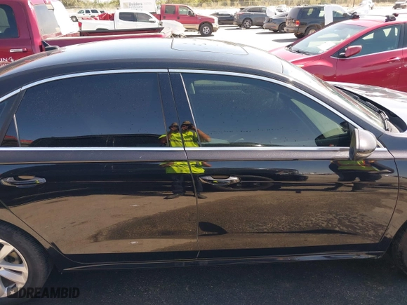 2020 Volkswagen Passat 2.0T SE with VIN 1VWWA7A34LC024309, listed as a IAAI auction lot 41839846 with 133,999 mi miles. Bid and sale history available at carsss.com. Image 13.