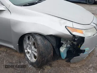 2009 Acura TL Tech with VIN 19UUA86569A020715, listed as a IAAI auction lot 41521211 with 179,977 mi miles. Bid and sale history available at carsss.com. Image 6.