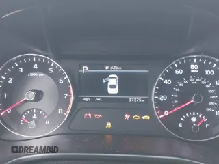 2022 Kia Forte LXS z VIN 3KPF24AD2NE501838, wystawiony jako IAAI lot #41022349 z przebiegiem 37 375 mil mil oraz . Historia ofert i sprzedaży dostępna na DreamBid. Obrazek 7.