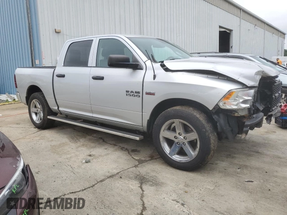 2014 Ram 1500 Express z VIN 1C6RR7KT4ES380265, wystawiony jako Copart lot #57380995 z przebiegiem 138 694 mil mil oraz Szkoda całkowita • Salvage title. Historia ofert i sprzedaży dostępna na DreamBid. Obrazek 4.
