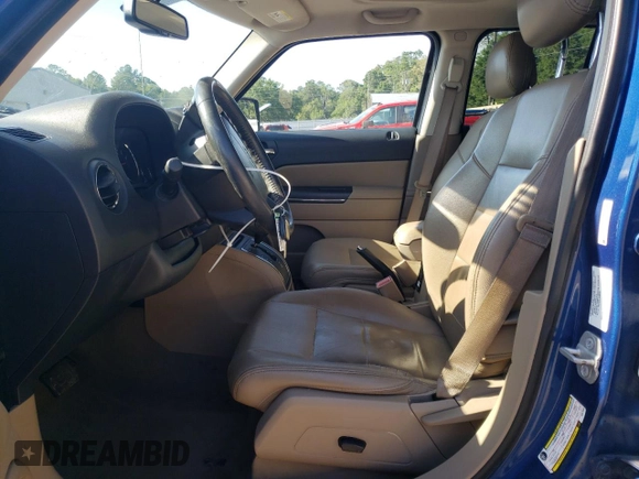 2010 Jeep Patriot Limited z VIN 1J4NF4GB4AD519060, wystawiony jako Copart lot #57623785 z przebiegiem 187 257 mil mil oraz Szkoda całkowita • Salvage title. Historia ofert i sprzedaży dostępna na DreamBid. Obrazek 7.