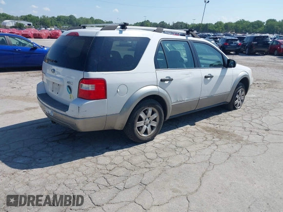 2006 Ford Freestyle SE z VIN 1FMZK01186GA55123, wystawiony jako IAAI lot #42583107 z przebiegiem 142 586 mil mil oraz . Historia ofert i sprzedaży dostępna na DreamBid. Obrazek 4.