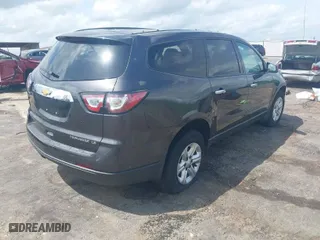 2015 Chevrolet Traverse LS with VIN 1GNKRFED1FJ276341, listed as a IAAI auction lot 41936899 with 139,340 mi miles. Bid and sale history available at carsss.com. Image 4.