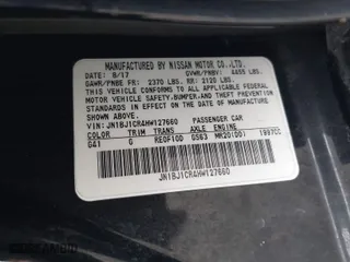 2017 Nissan Rogue Sport SL with VIN JN1BJ1CR4HW127660, listed as a IAAI auction lot 41917524 with 113,763 mi miles. Bid and sale history available at carsss.com. Image 9.