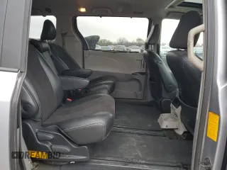 2012 Toyota Sienna SE z VIN 5TDXK3DC9CS222519, wystawiony jako Copart lot #50948145 z przebiegiem 245 553 mil mil oraz Szkoda całkowita • Salvage title. Historia ofert i sprzedaży dostępna na DreamBid. Obrazek 11.