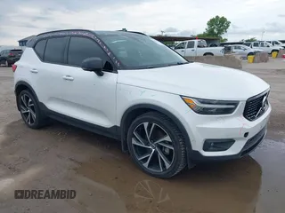 2019 Volvo XC40 R-Design with VIN YV4162UM6K2085605, listed as a IAAI auction lot 42365891 with 92,370 mi miles and . Bid and sale history available at DreamBid. Image 1.