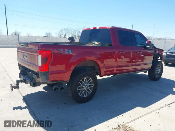 2018 Ford Super Duty F-250 SRW XL with VIN 1FT7W2BT1JEC55762, listed as a IAAI auction lot 41744932 with 243,696 mi miles. Bid and sale history available at carsss.com. Image 4.