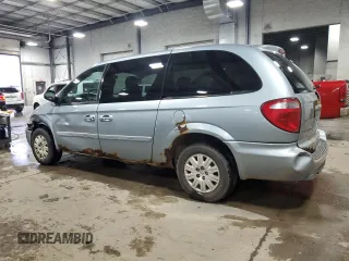 2006 Chrysler Town & Country LWB LX with VIN 2A4GP44R46R601270, listed as a Copart auction lot 82840634 with 287,266 mi miles and Salvage Title. Bid and sale history available at carsss.com. Image 2.