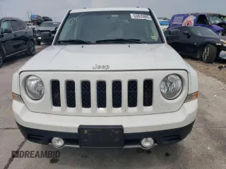 2017 Jeep Patriot High Altitude z VIN 1C4NJRFB4HD196268, wystawiony jako Copart lot #53835805 z przebiegiem 117 110 mil mil oraz Szkoda całkowita • Salvage title. Historia ofert i sprzedaży dostępna na DreamBid. Obrazek 5.