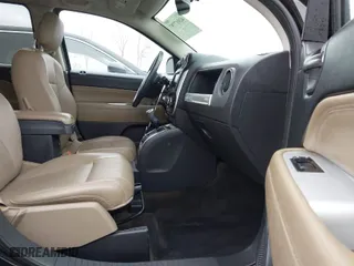 2017 Jeep Compass High Altitude with VIN 1C4NJDEBXHD193833, listed as a IAAI auction lot 42017797 with 48,370 mi miles. Bid and sale history available at carsss.com. Image 5.