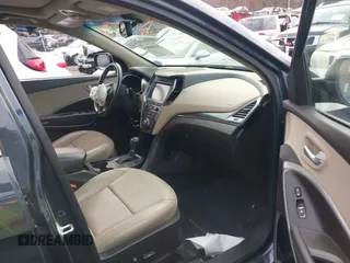 2017 Hyundai Santa Fe Ultimate with VIN 5NMZWDLA0HH045078, listed as a IAAI auction lot 41268809 with 100,659 mi miles and . Bid and sale history available at DreamBid. Image 5.