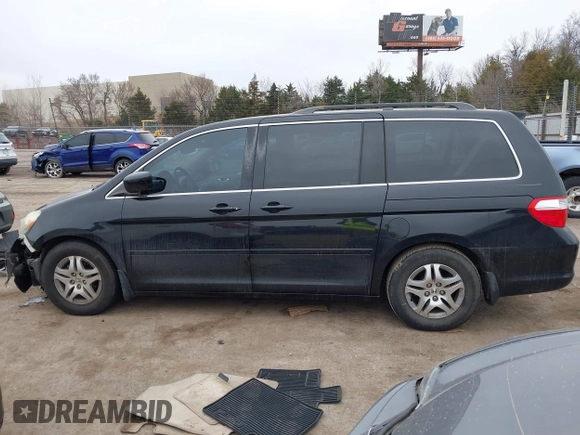 2006 Honda Odyssey EX-L with VIN 5FNRL38716B011262, listed as a IAAI auction lot 41707671 with 183,861 mi miles. Bid and sale history available at carsss.com. Image 14.