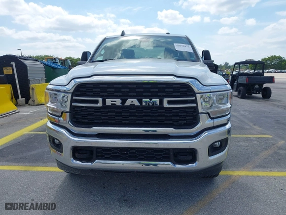 2024 Ram 2500 Lone Star with VIN 3C6UR5DL9RG338196, listed as a IAAI auction lot 42091012 with 16,758 mi miles. Bid and sale history available at carsss.com. Image 12.
