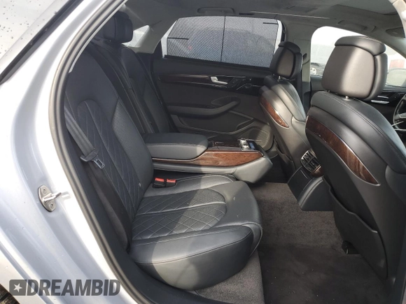 2015 Audi A8 3.0T z VIN WAU3GAFD7FN008548, wystawiony jako Copart lot #50428525 z przebiegiem 128 457 mil mil oraz Czysty tytuł • Clean title. Historia ofert i sprzedaży dostępna na DreamBid. Obrazek 10.