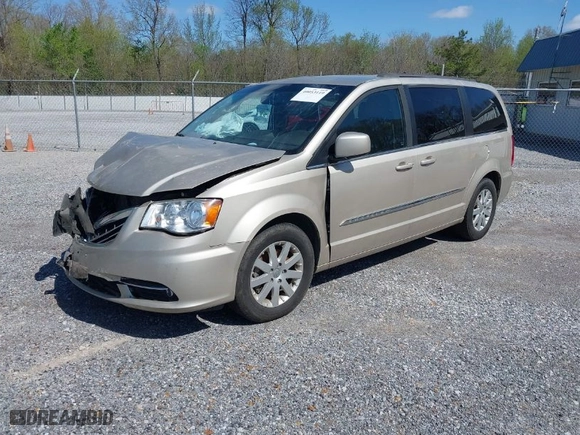 2015 Chrysler Town & Country Touring with VIN 2C4RC1BG7FR672781, listed as a IAAI auction lot 40053119 with 172,696 mi miles. Bid and sale history available at carsss.com. Image 2.
