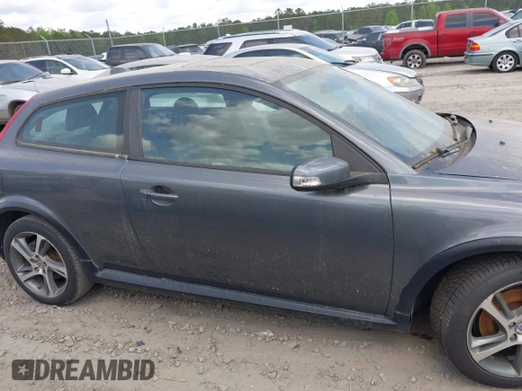 2013 Volvo C30 T5 with VIN YV1672MK1D2309946, listed as a IAAI auction lot 42059297 with 96,085 mi miles and . Bid and sale history available at DreamBid. Image 13.