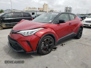 2021 Toyota C-HR LE z VIN JTNKHMBX0M1099711, wystawiony jako Copart lot #52343195 z przebiegiem Nie podano mil oraz Szkoda całkowita • Salvage title. Historia ofert i sprzedaży dostępna na DreamBid. Obrazek 1.