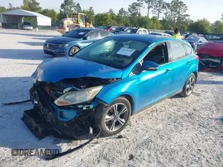 2014 Ford Focus SE with VIN 1FADP3K21EL403591, listed as a IAAI auction lot 42031946 with 132,630 mi miles. Bid and sale history available at carsss.com. Image 18.
