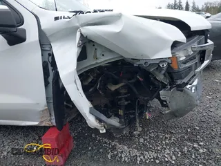 2021 Chevrolet Silverado 1500 LT z VIN 3GCUYDETXMG307908, wystawiony jako IAAI lot #41910530 z przebiegiem Nie podano mil oraz . Historia ofert i sprzedaży dostępna na DreamBid. Obrazek 6.