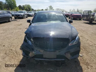2015 Mercedes-Benz E 350 Luxury z VIN WDDHF8JB2FB099116, wystawiony jako Copart lot #56464985 z przebiegiem 122 123 mil mil oraz Szkoda całkowita • Salvage title. Historia ofert i sprzedaży dostępna na DreamBid. Obrazek 5.