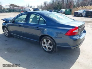 2009 Volvo S80 I6 Turbo with VIN YV1AH992291099606, listed as a IAAI auction lot 41813240 with 128,480 mi miles. Bid and sale history available at carsss.com. Image 3.