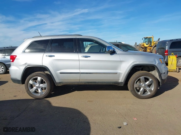 2012 Jeep Grand Cherokee Overland with VIN 1C4RJFCTXCC201422, listed as a IAAI auction lot 41283376 with 93,736 mi miles. Bid and sale history available at carsss.com. Image 13.