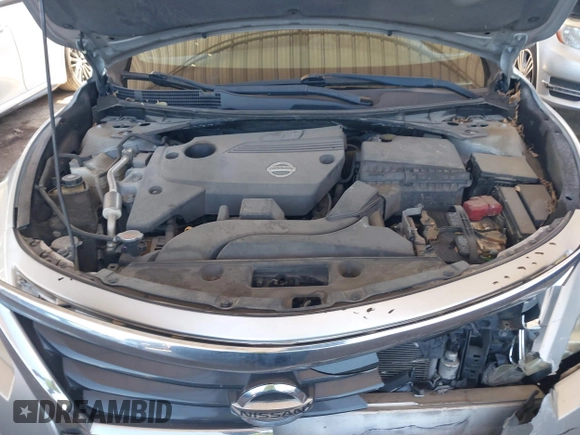 2015 Nissan Altima 2.5 SV with VIN 1N4AL3AP2FC146003, listed as a IAAI auction lot 41657030 with 127,489 mi miles. Bid and sale history available at carsss.com. Image 10.