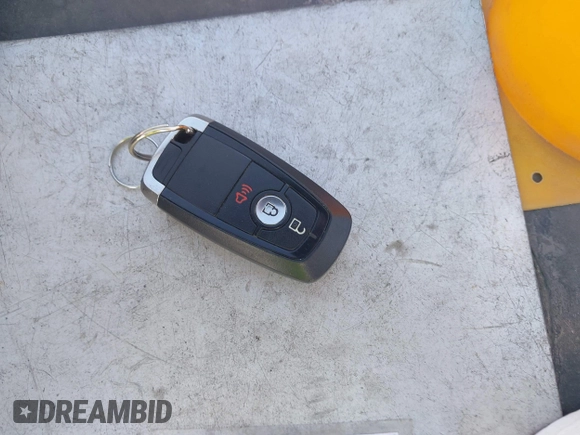 2019 Ford EcoSport SE z VIN MAJ3S2GE4KC297916, wystawiony jako IAAI lot #42114032 z przebiegiem Nie podano mil oraz . Historia ofert i sprzedaży dostępna na DreamBid. Obrazek 11.