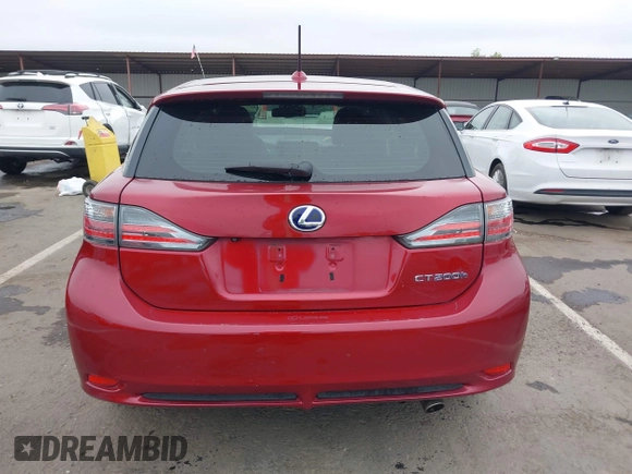 2011 Lexus CT 200h z VIN JTHKD5BH5B2042697, wystawiony jako IAAI lot #42073626 z przebiegiem 137 784 mil mil oraz . Historia ofert i sprzedaży dostępna na DreamBid. Obrazek 16.