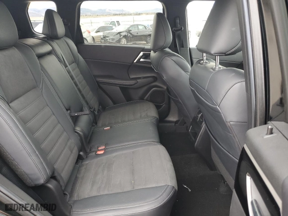 2024 Mitsubishi Outlander SE with VIN JA4J4VA89RZ033141, listed as a Copart auction lot 50378195 with 16,221 mi miles and Salvage Title. Bid and sale history available at carsss.com. Image 11.