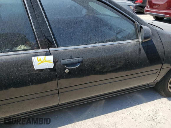 1997 Nissan Sentra XE z VIN 3N1AB41D3VL035555, wystawiony jako Copart lot #76200984 z przebiegiem 166 012 mil mil oraz Szkoda całkowita • Salvage title. Historia ofert i sprzedaży dostępna na DreamBid. Obrazek 12.