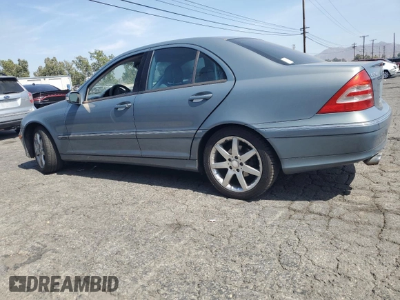 2004 Mercedes-Benz C 230 Kompressor with VIN WDBRF40J84F483289, listed as a Copart auction lot 60732195 with 109,846 mi miles and Clean title. Bid and sale history available at DreamBid. Image 2.