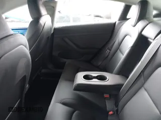 2023 Tesla Model 3 z VIN 5YJ3E1EA9PF566224, wystawiony jako IAAI lot #42292218 z przebiegiem 22 730 mil mil oraz . Historia ofert i sprzedaży dostępna na DreamBid. Obrazek 8.
